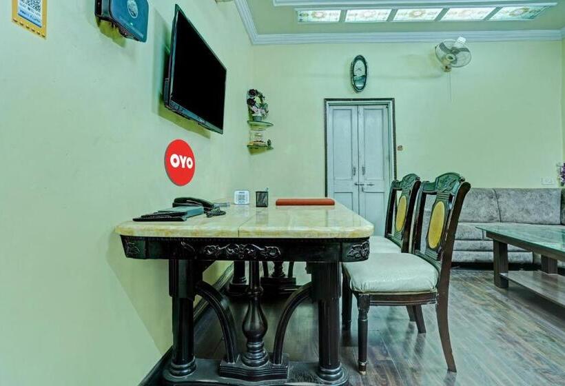 Flagship Hotel Pragya 4