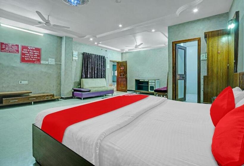 Flagship Hotel Pragya 4