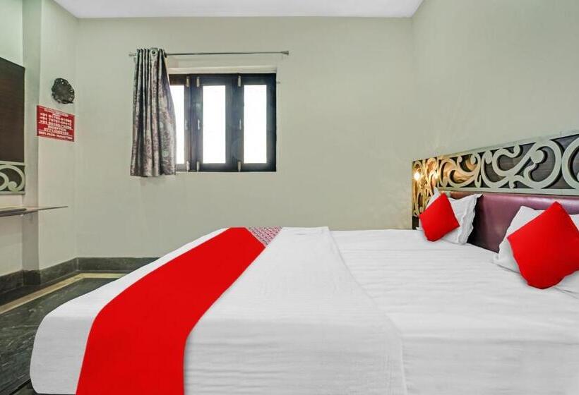 Flagship Hotel Pragya 4