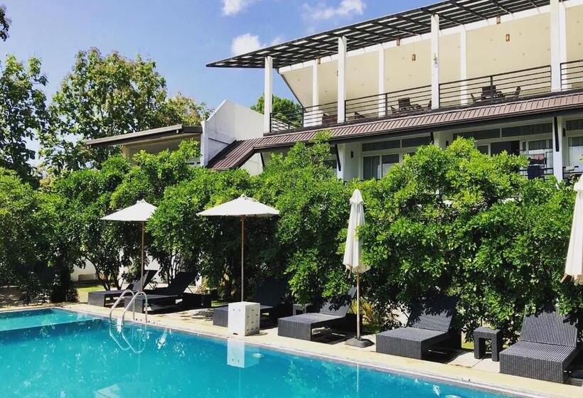 Hotel Atteriya Sigiriya