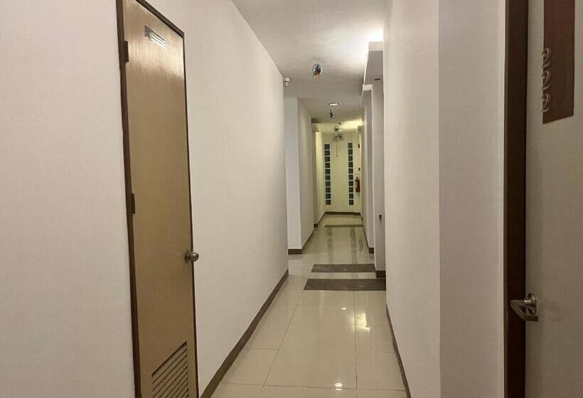 Hotel City Center Suites