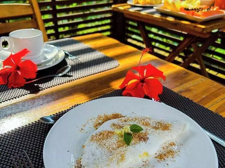 پانسیون Vila Cris