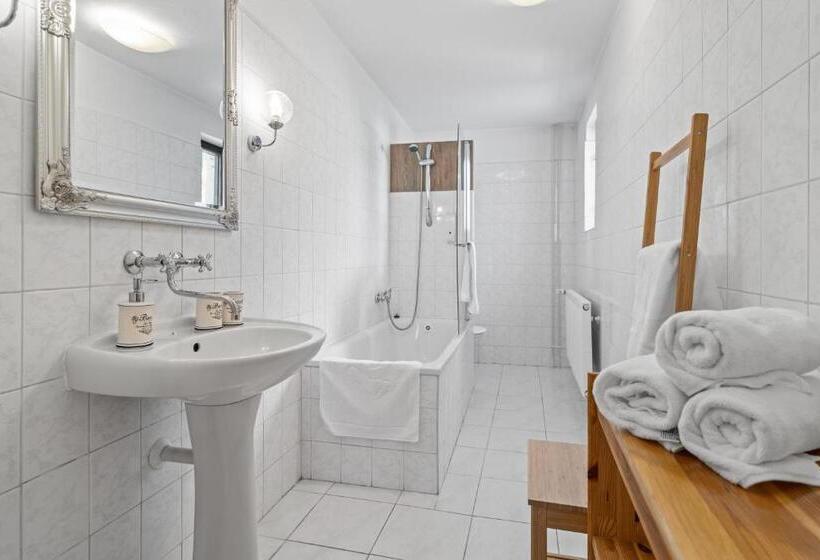 Pension A Restaurace Regina