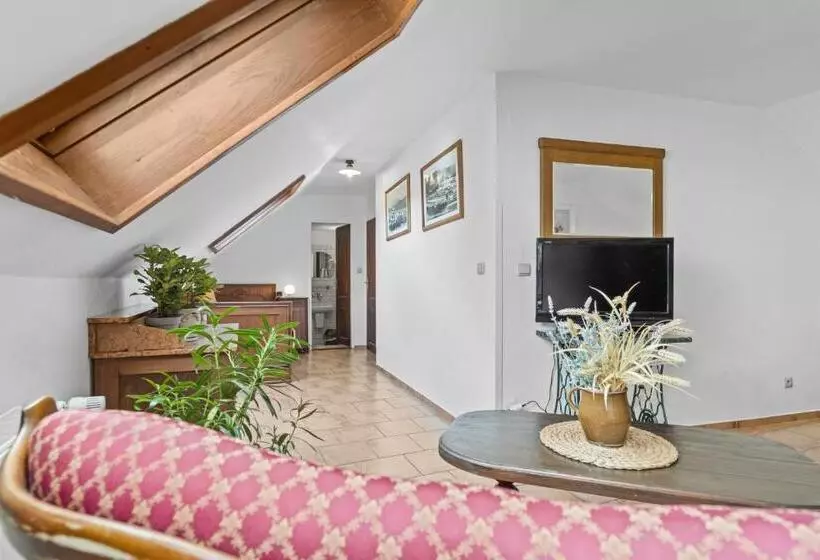 Pension A Restaurace Regina