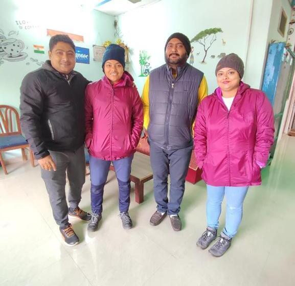 הוסטל Superinn Home Stay& Guest House