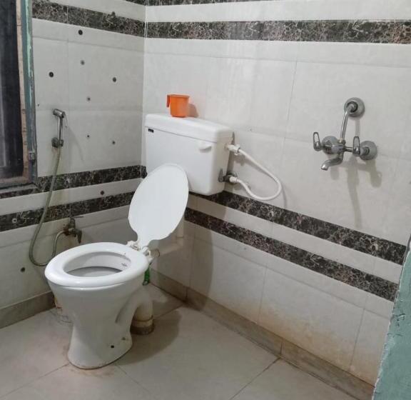 הוסטל Superinn Home Stay& Guest House