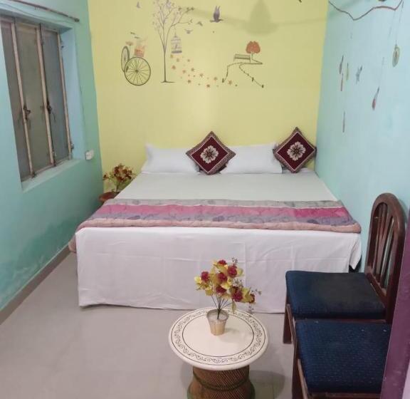 הוסטל Superinn Home Stay& Guest House