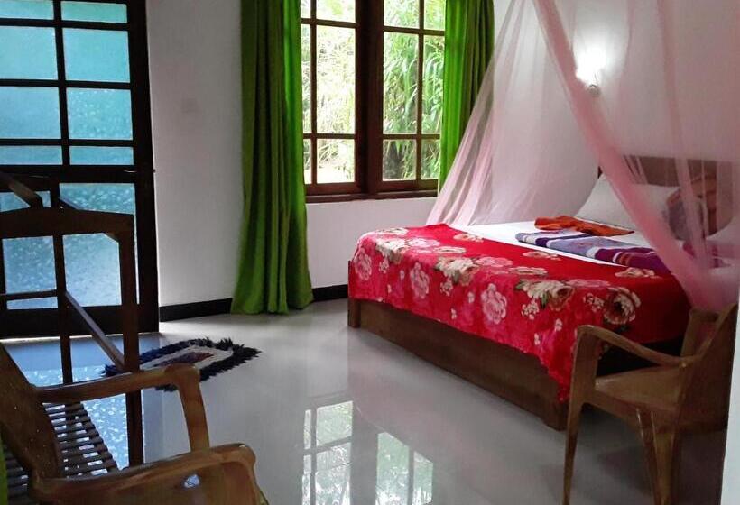 تختخواب و صبحانه Nine Arch Araliya Homestay