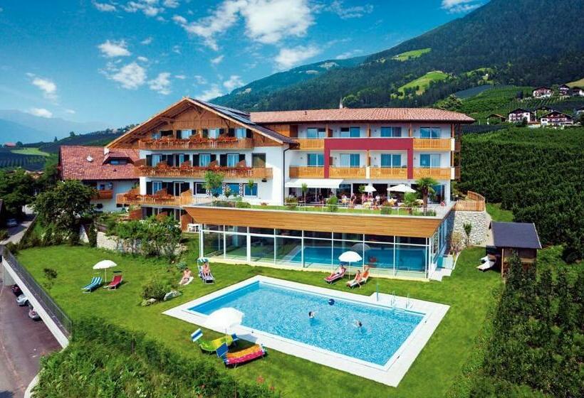 هتل Garni Kleefeld