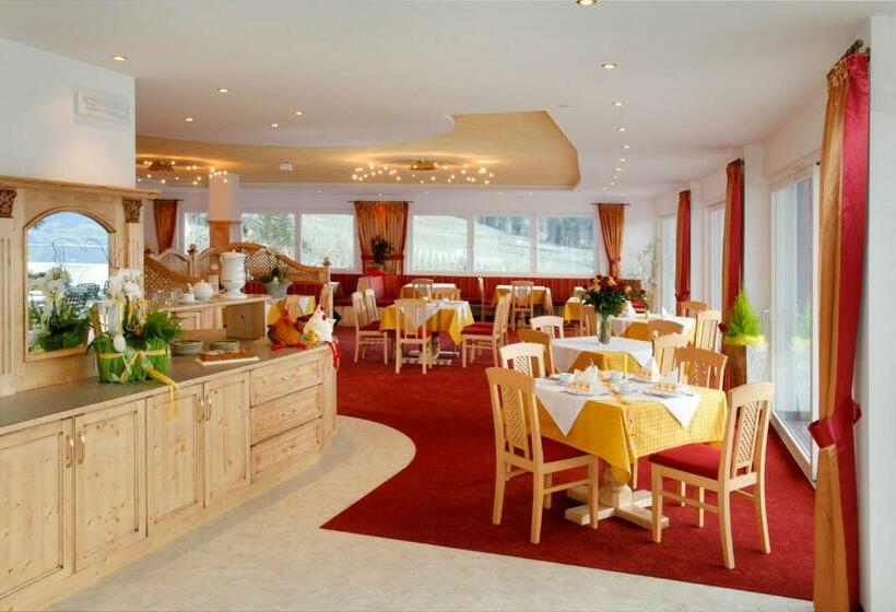 هتل Garni Kleefeld