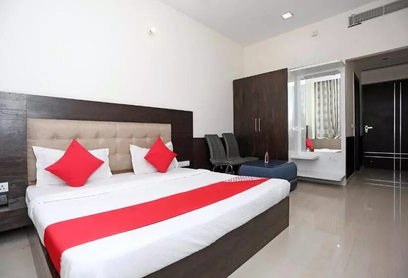 Hotelli Oyo Townhouse 918 Mehak Garden