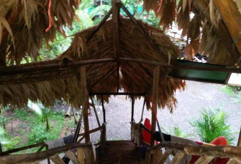 تختخواب و صبحانه Se Ua