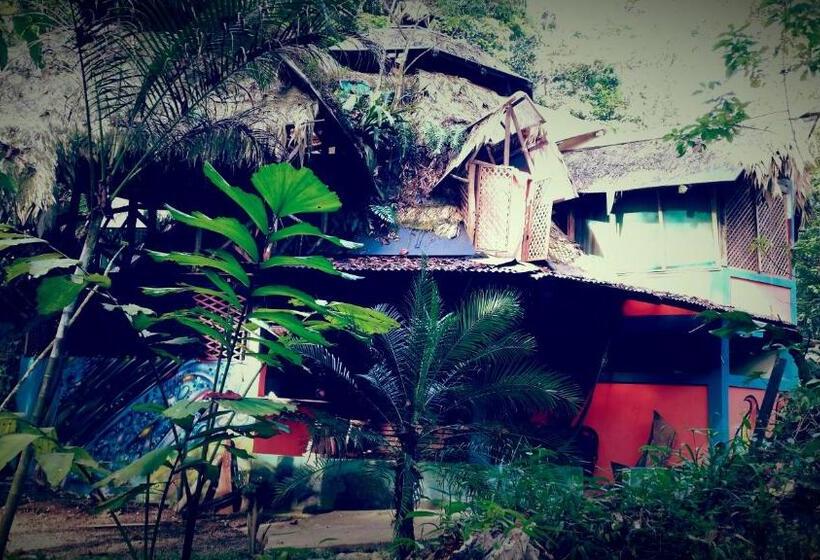 تختخواب و صبحانه Se Ua