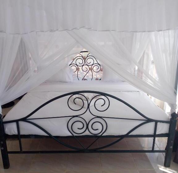 هتل Odelia Gardens