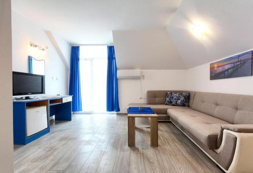 酒店 Siyanie Kiten