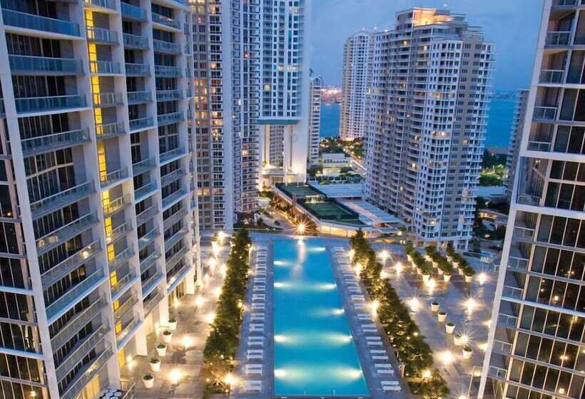 Icon Brickell Luxury Residence