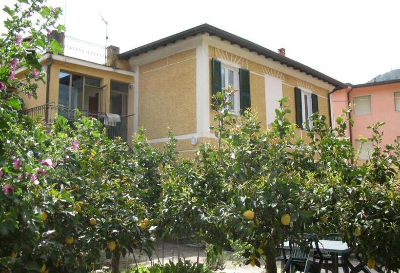 بنسيون Affittacamere Antonella