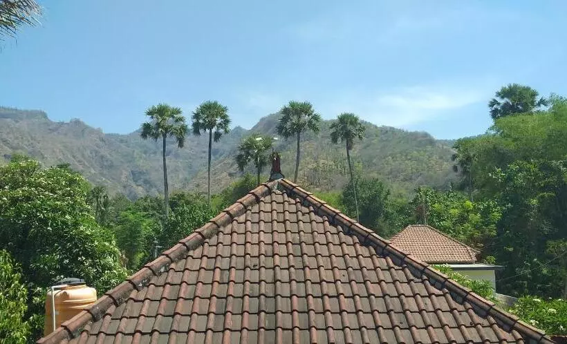 ペンション Amed View Guesthouse