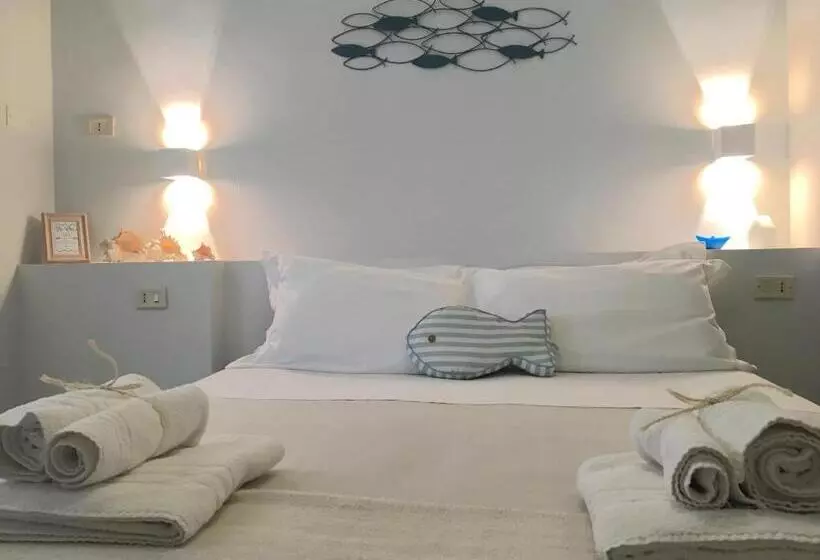 تختخواب و صبحانه La Casa Al Mare