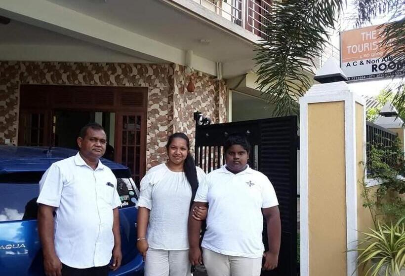 مبيت وإفطار The City Tourist