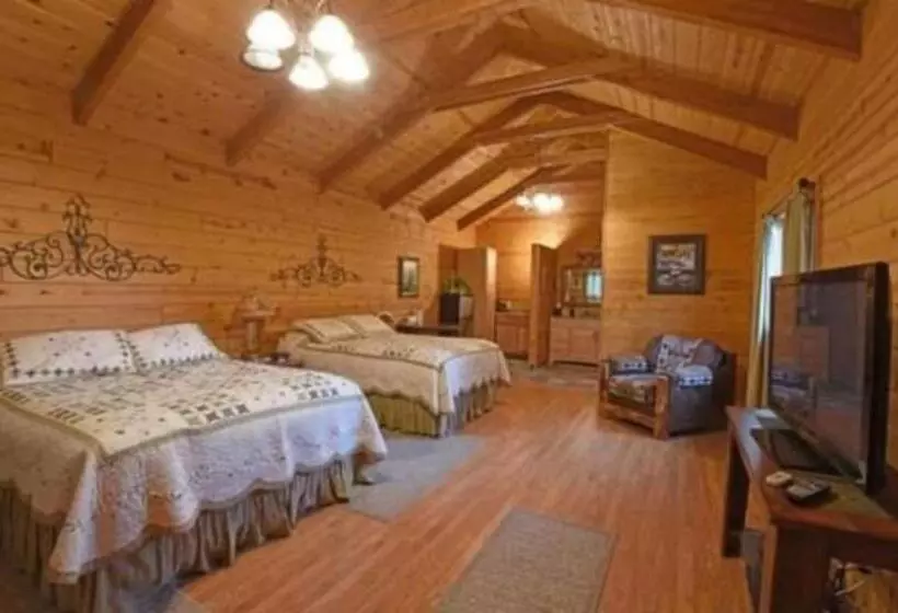 ベッドアンドブレックファースト Pine Tree Inn