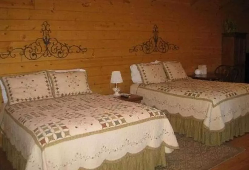 ベッドアンドブレックファースト Pine Tree Inn