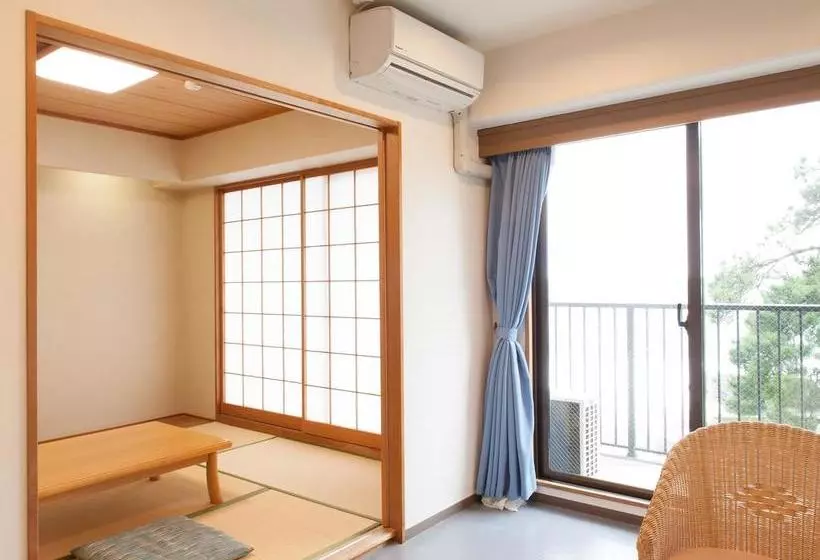 Hotel Atagawa Seaside