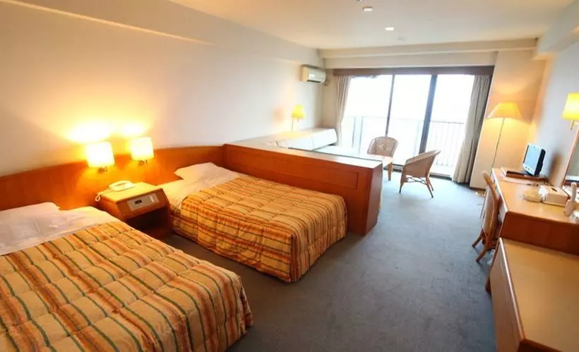 Hotel Atagawa Seaside