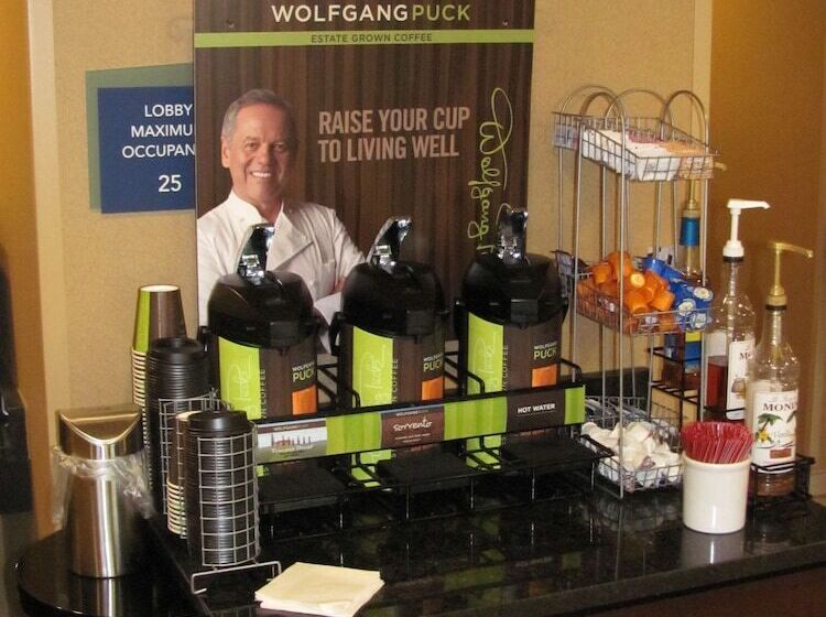 فندق Cobblestone Inn & Suites  Ambridge