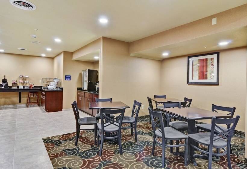 فندق Cobblestone Inn & Suites  Ambridge
