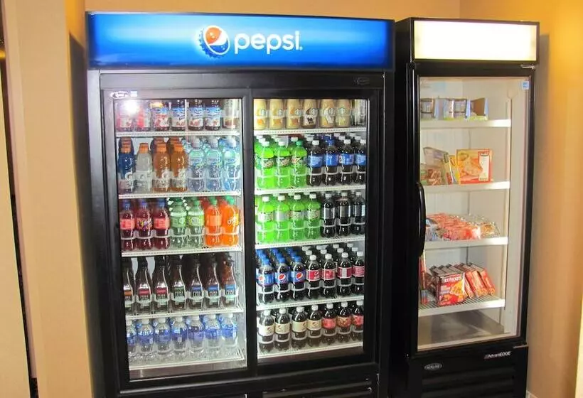 فندق Cobblestone Inn & Suites  Ambridge