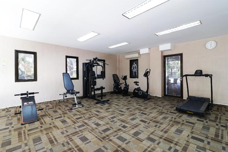 Dewarna Hotel And Convention Bojonegoro