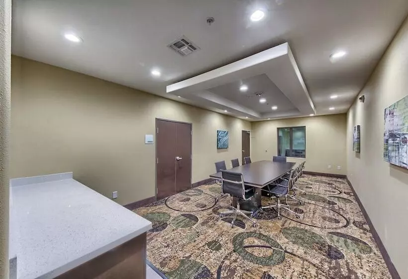 호텔 Holiday Inn Express & Suites Carrizo Springs By Ihg