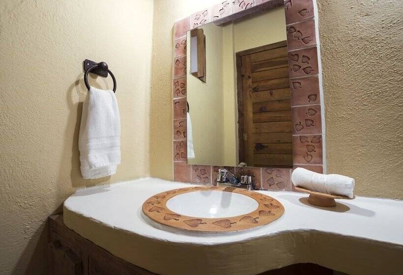 Отель Las Piñas Avándaro