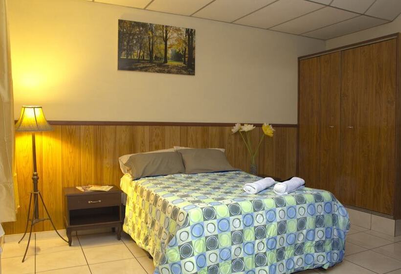 Отель Manantiales El Salvador