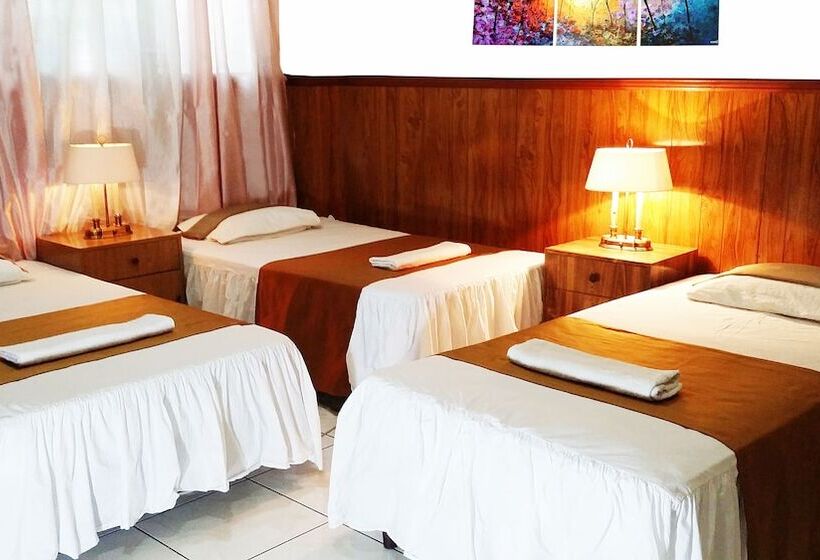 Отель Manantiales El Salvador