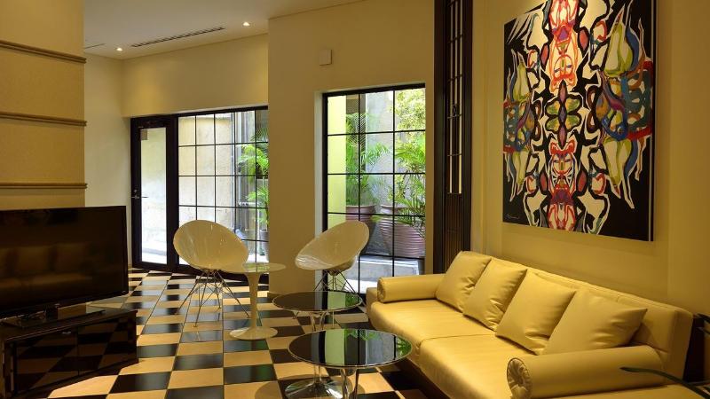 酒店 Kariyushi Lch. Izumizaki Kencho Mae