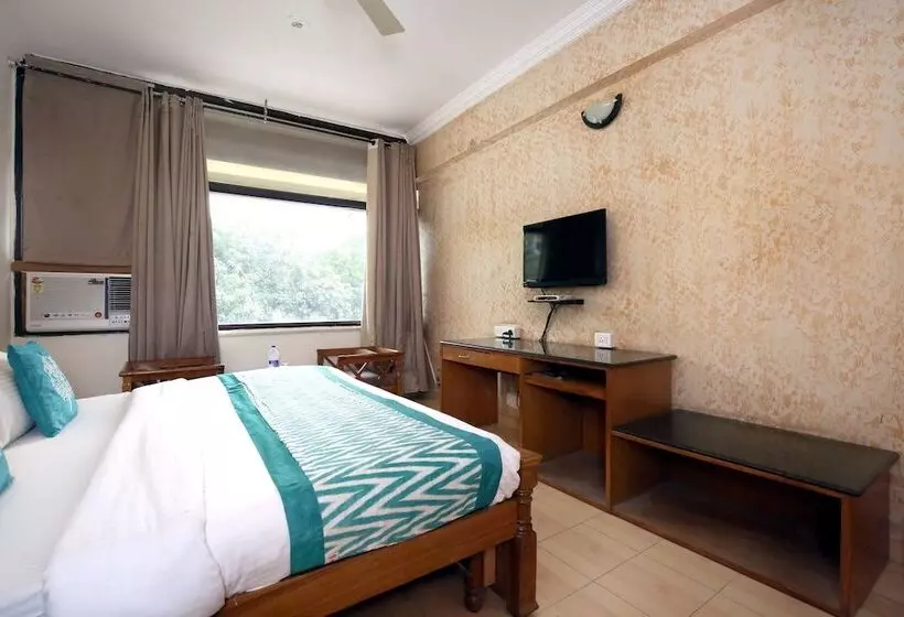 هتل Oyo Rooms Sector 35 B Chandigarh