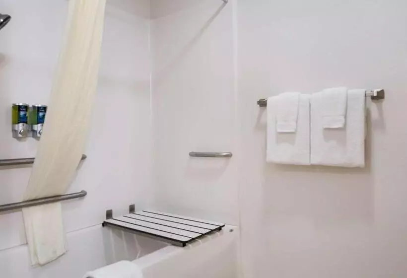 Surestay Hotel By Best Western Whittington Rend Lake