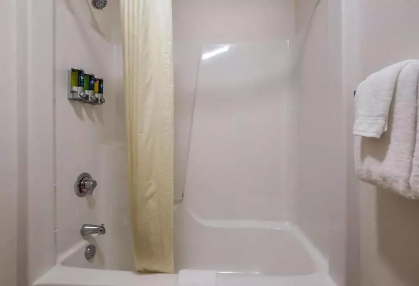 Surestay Hotel By Best Western Whittington Rend Lake