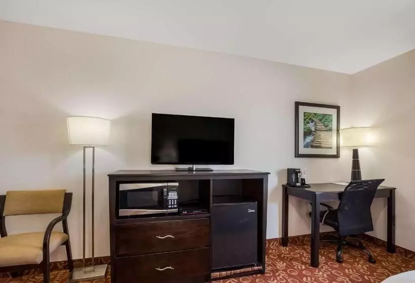 Surestay Hotel By Best Western Whittington Rend Lake