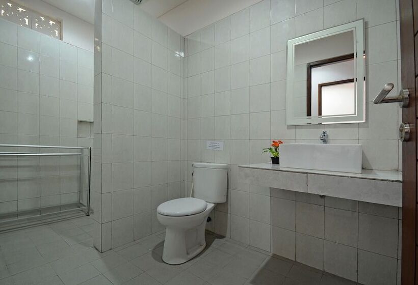 בית מלון כפרי The Ayudya Ulun Suan