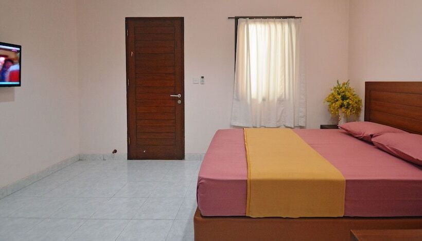 בית מלון כפרי The Ayudya Ulun Suan