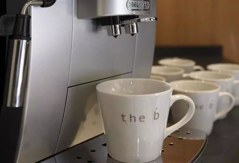 Отель The B Kyoto Sanjo