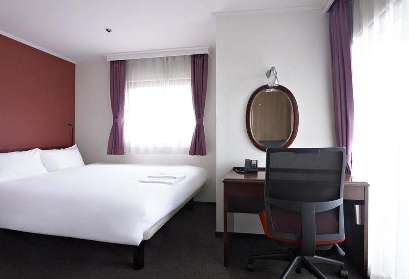 Отель The B Kyoto Sanjo