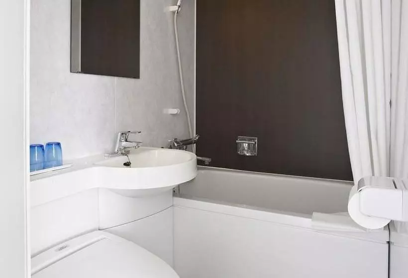 Отель The B Kyoto Sanjo