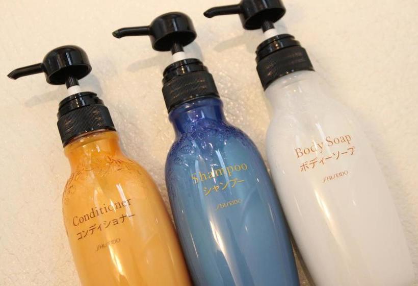 Отель The B Kyoto Sanjo