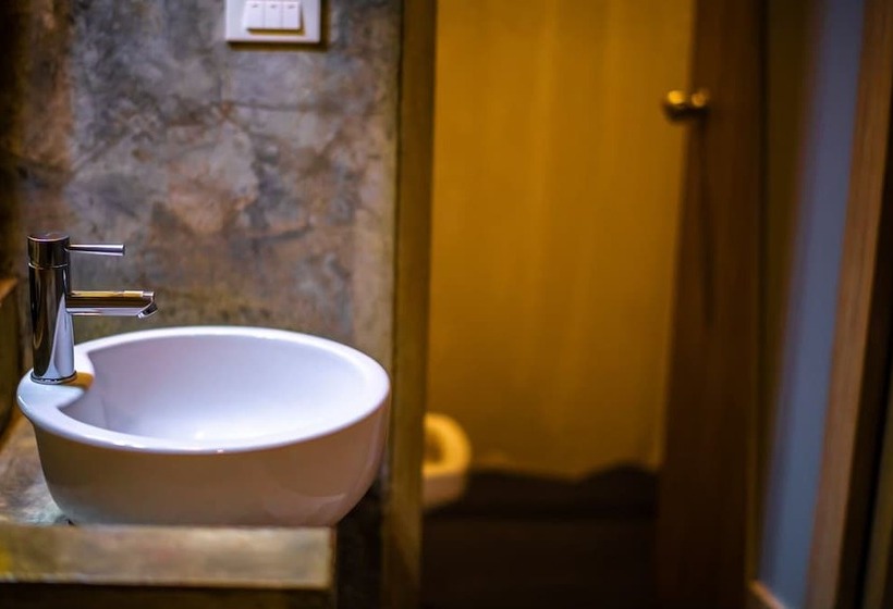 فندق The B Ranong Trend