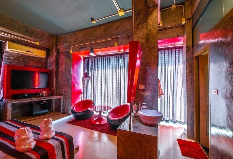 فندق The B Ranong Trend