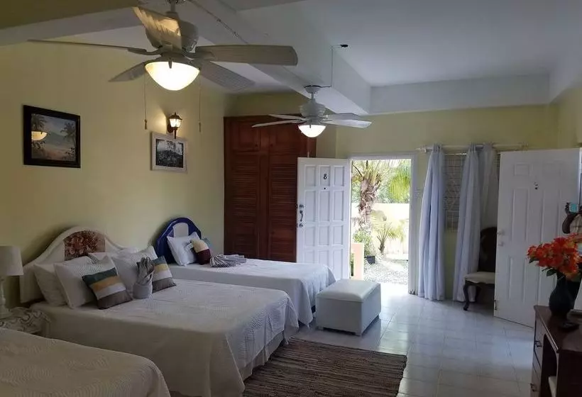 هتل The Inn At Great Bay Treasure Beach Jamaica